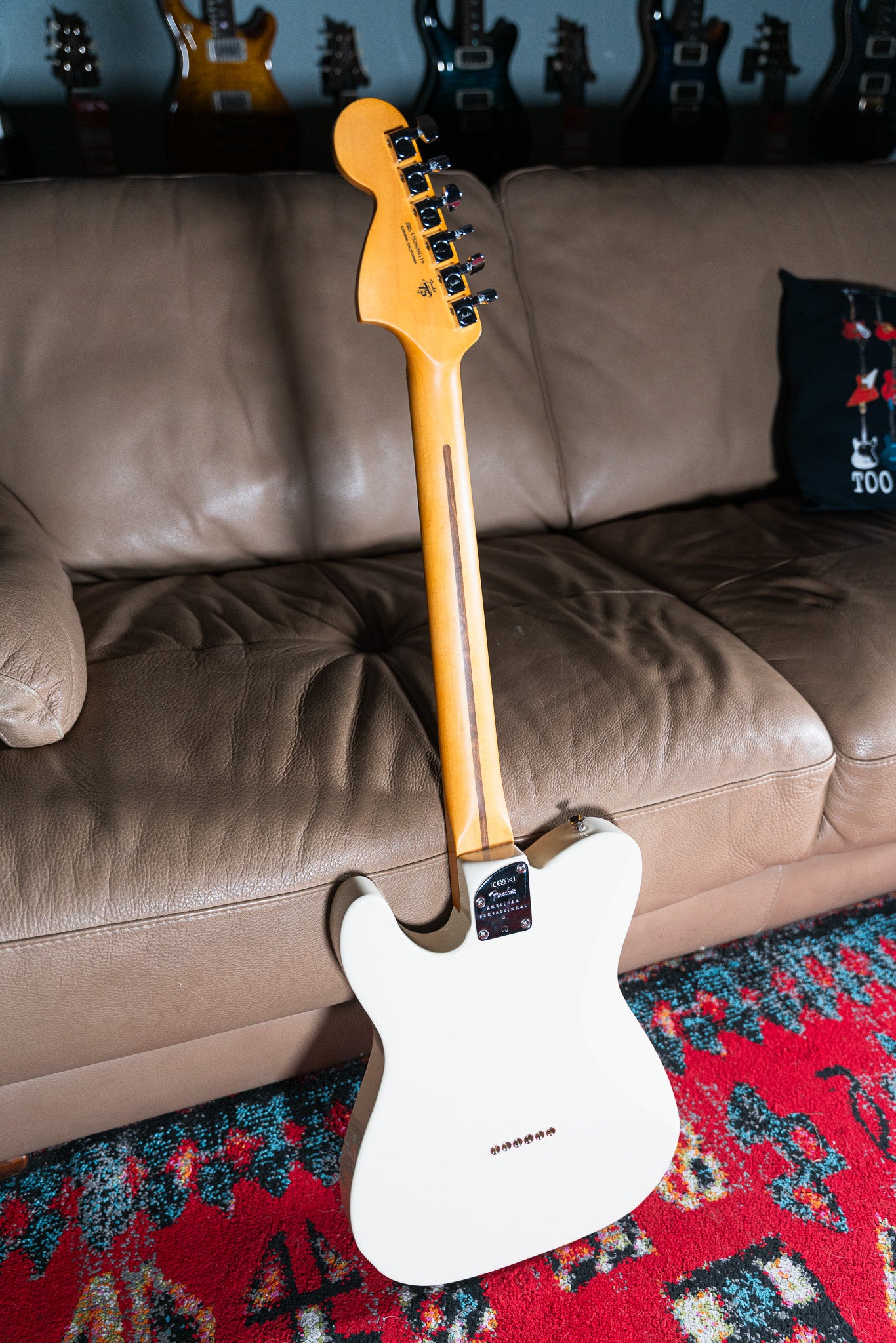 American Professional II Telecaster® Deluxe Maple Fingerboard Olympic White Pre-owned