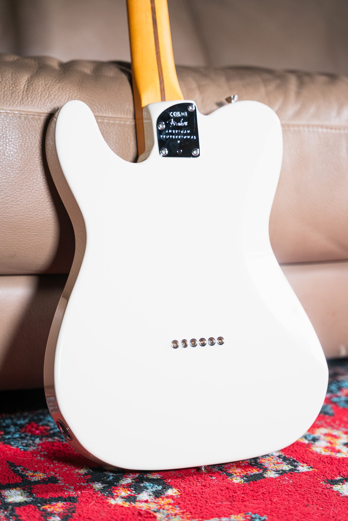 American Professional II Telecaster® Deluxe Maple Fingerboard Olympic White Pre-owned