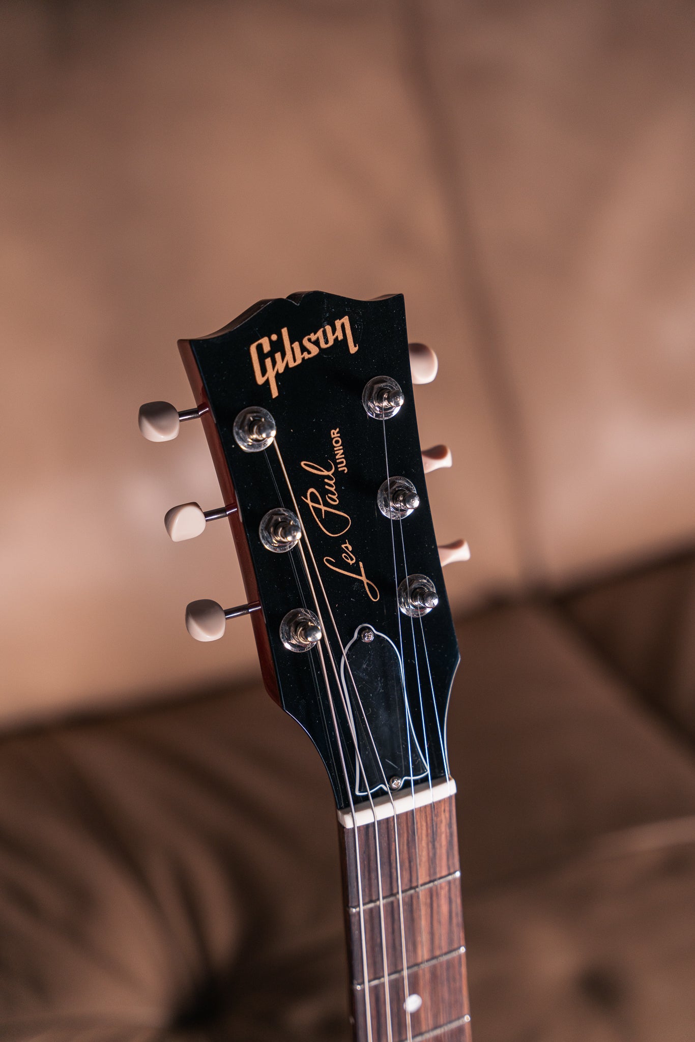 Gibson Les Paul Junior Double Cut in Vintage Cherry