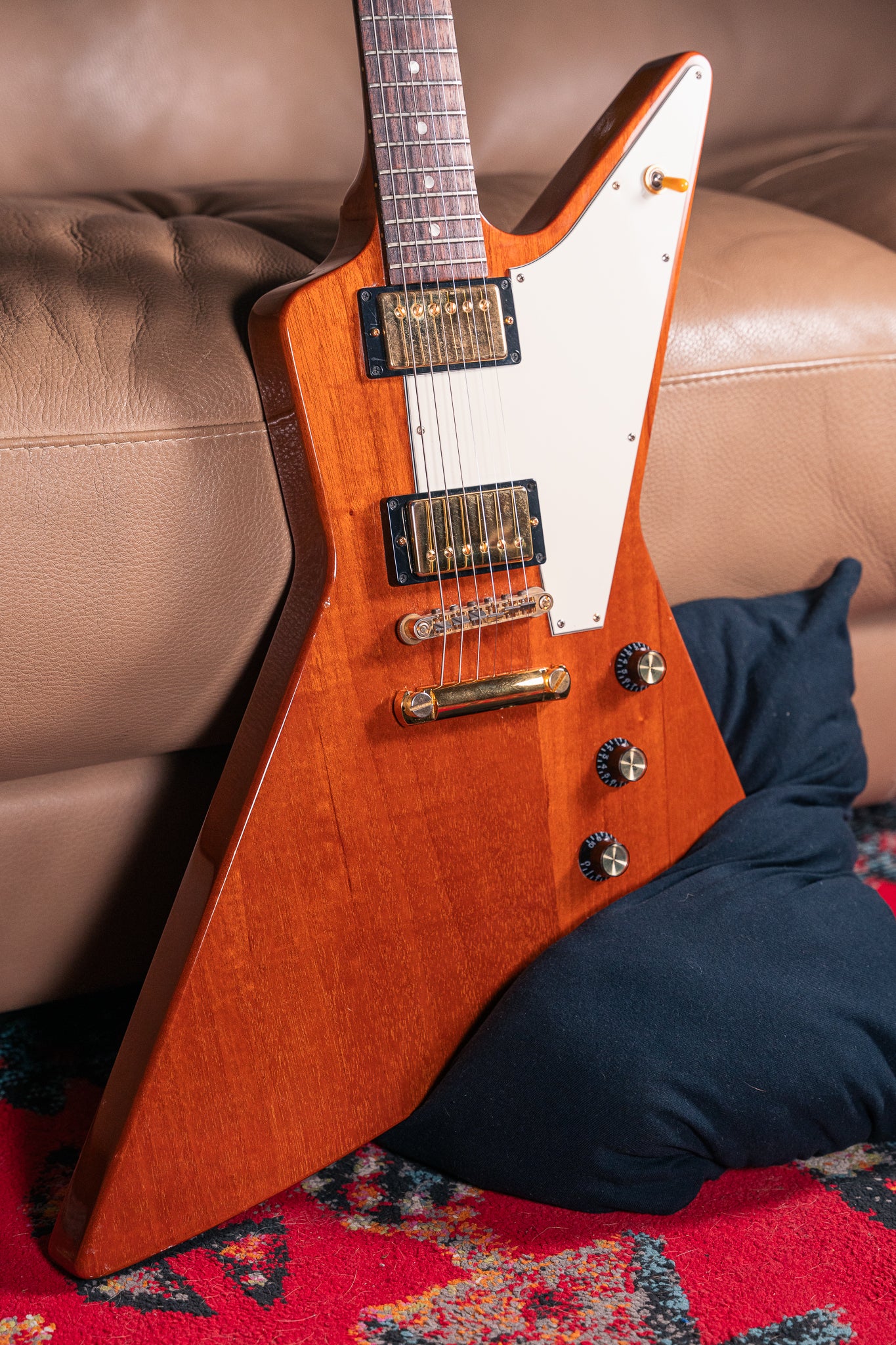 Gibson - 2000 - Explorer in Antique Natural
