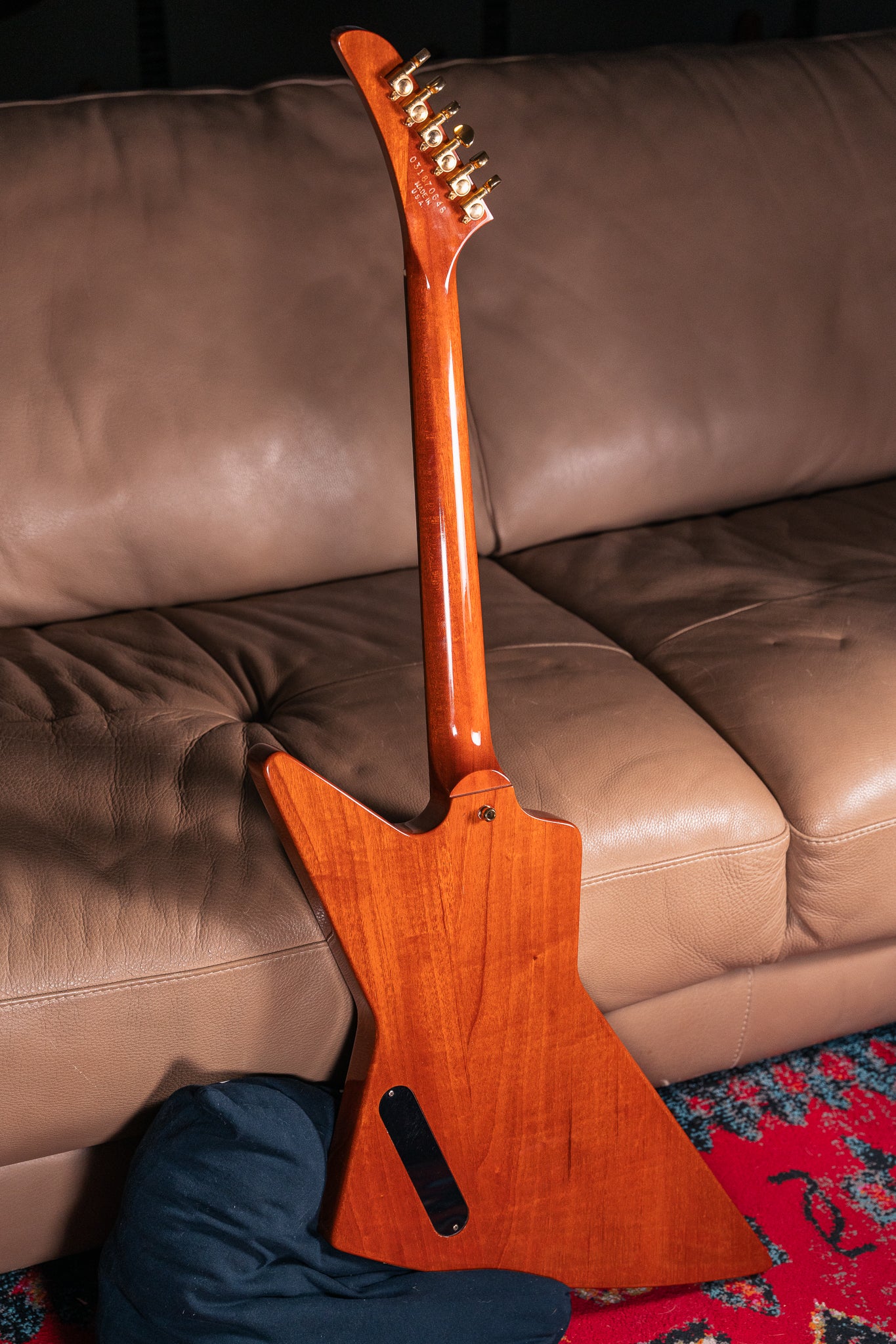 Gibson - 2000 - Explorer in Antique Natural