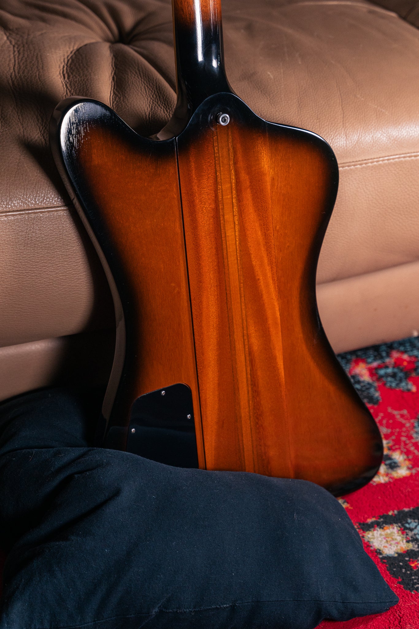 Gibson - 2010 - Firebird V in Vintage Sunburst