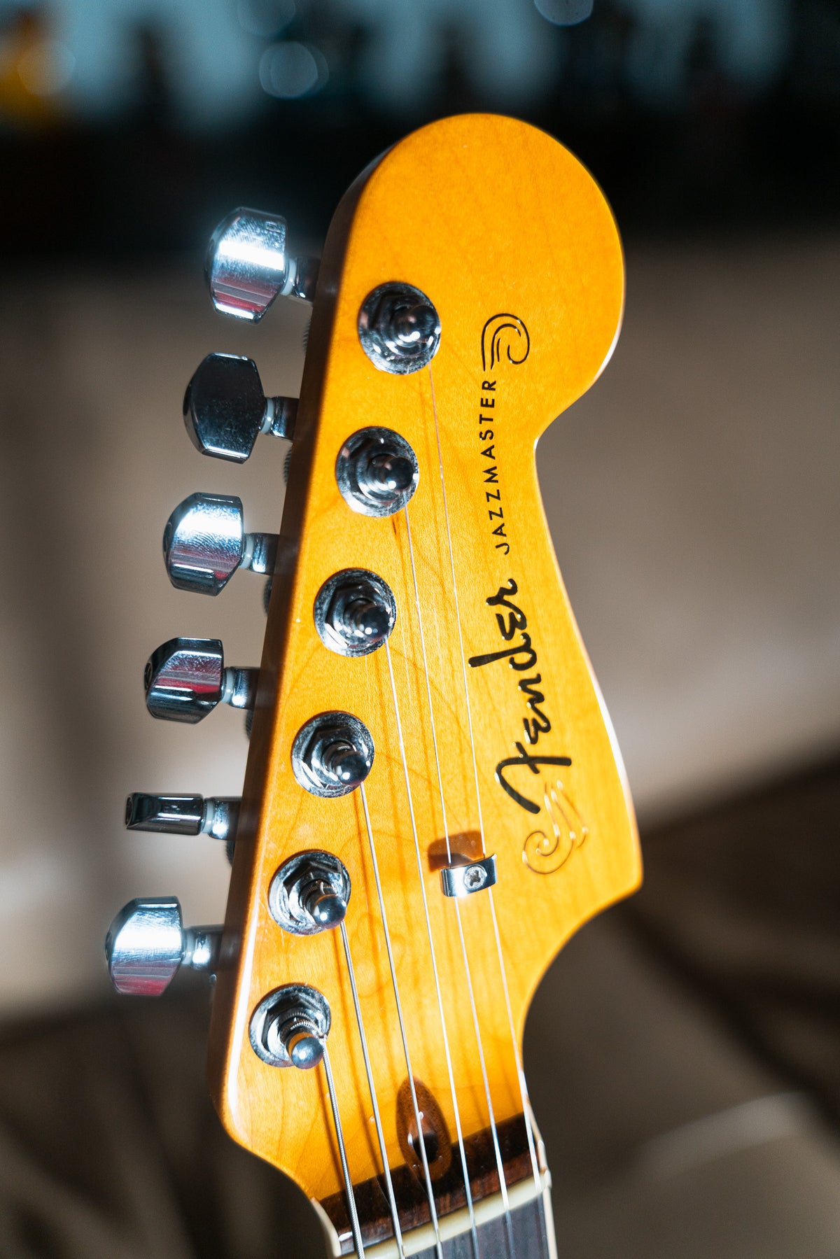 American Ultra Jazzmaster®  Rosewood Fingerboard Mocha Burst Pre-Owned