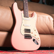 Suhr Mateus Asato Signature Classic S in Shell Pink