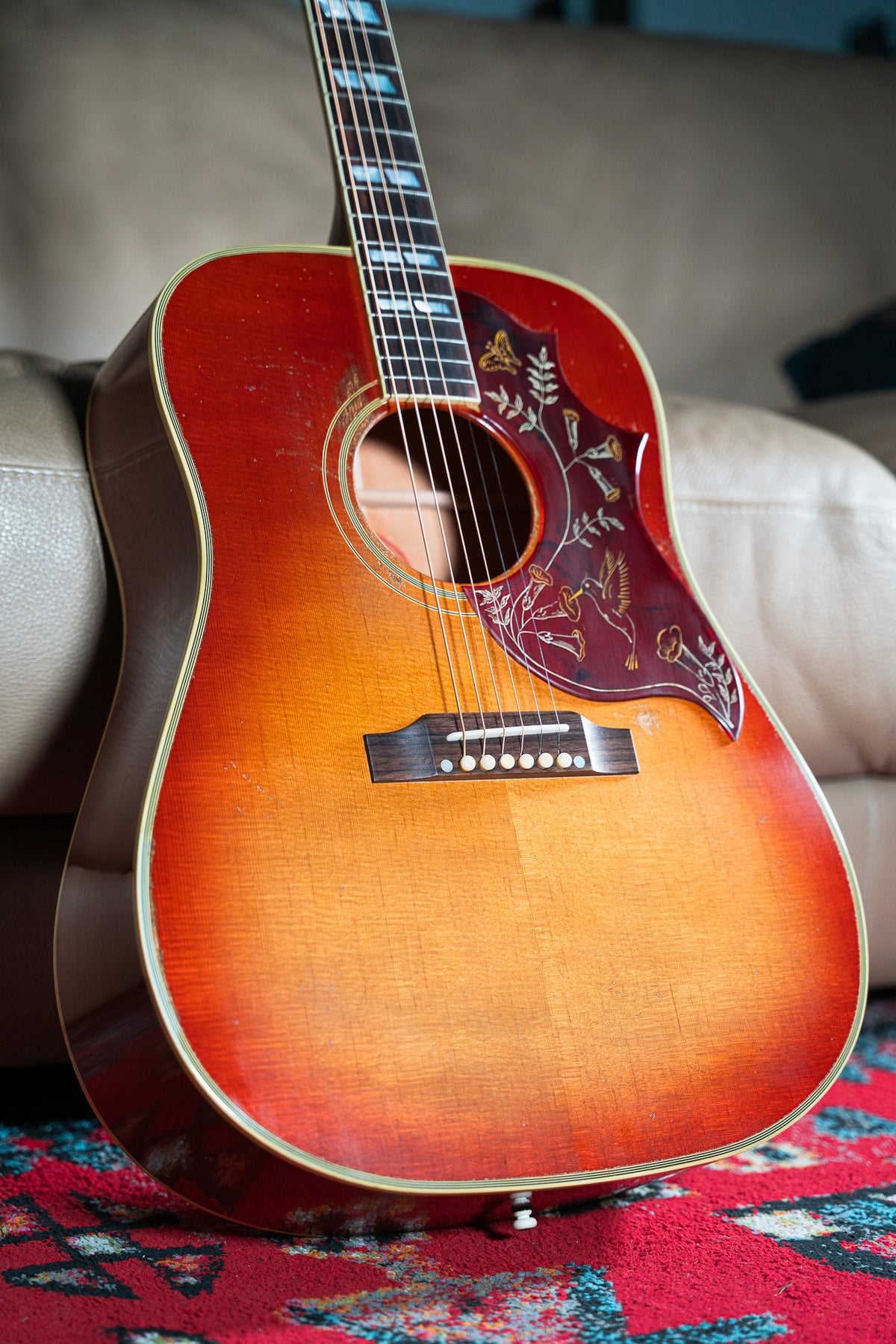 Gibson Custom Shop 1960 Hummingbird Reissue Heavy Aged Washed Cherry Sunburst
