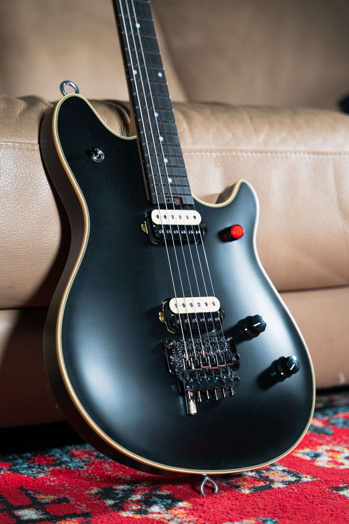 EVH MIJ SERIES EVH SIGNATURE WOLFGANG Pre-Owned