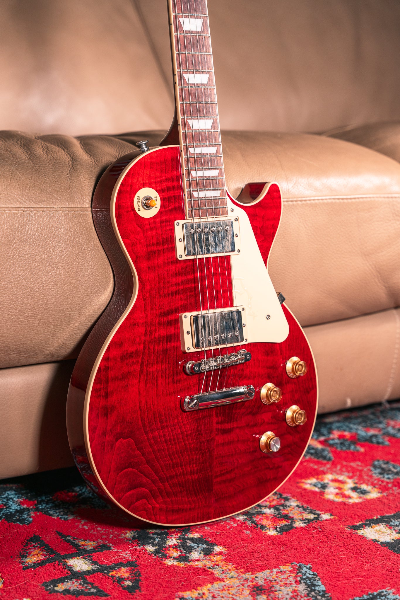 Gibson - 2023 - '60s Flametop in Cherry, Pre-Owned