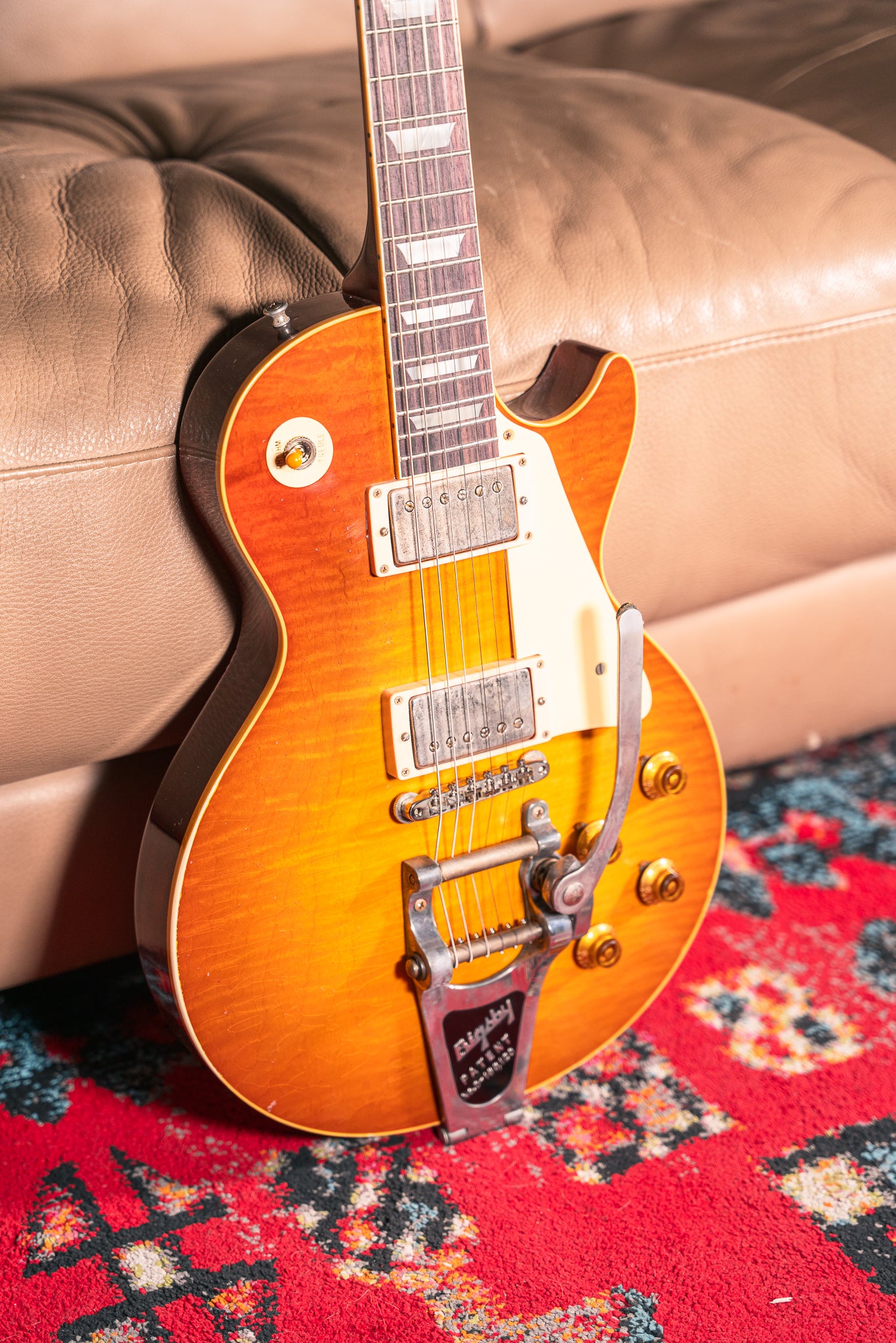 Gibson "Beauty of the Burst" Page 138 Les Paul Standard