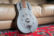National Delphi with Neck Heel Repair Pre-Owned.