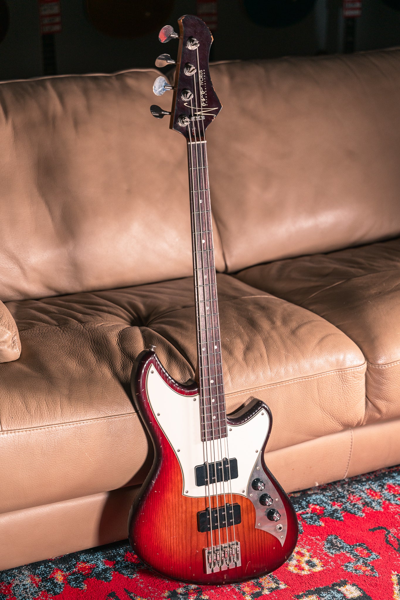 Novo Ivorus in Bonfire