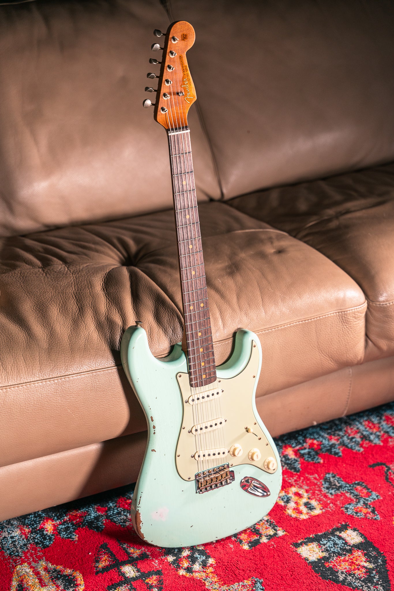 Fender Custom Shop LTD '63 Stratocaster Relic in Super Faded Aged Surf Green