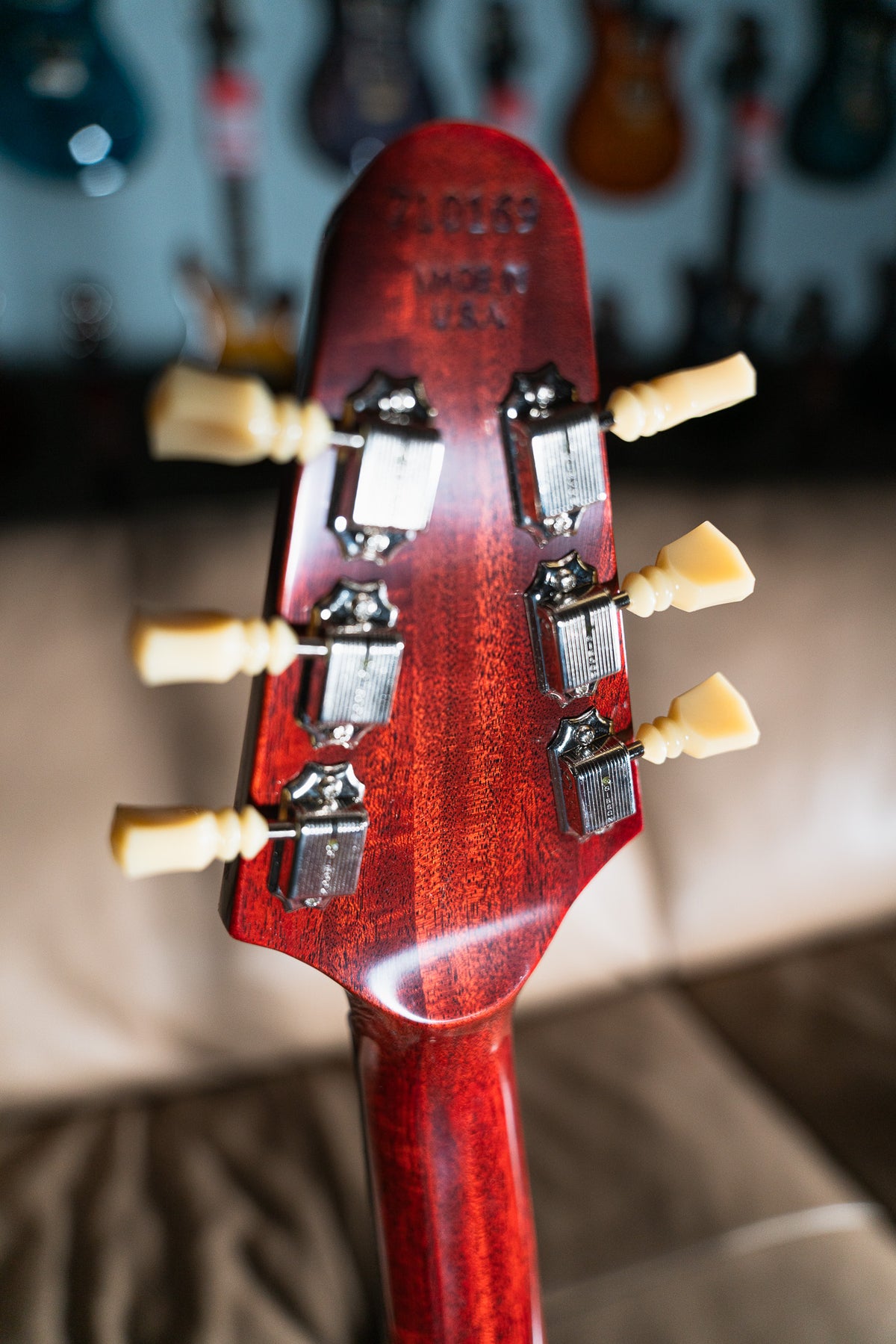 Gibson Custom 1971 Flying V Medallion Reissue VOS Medallion Cherry