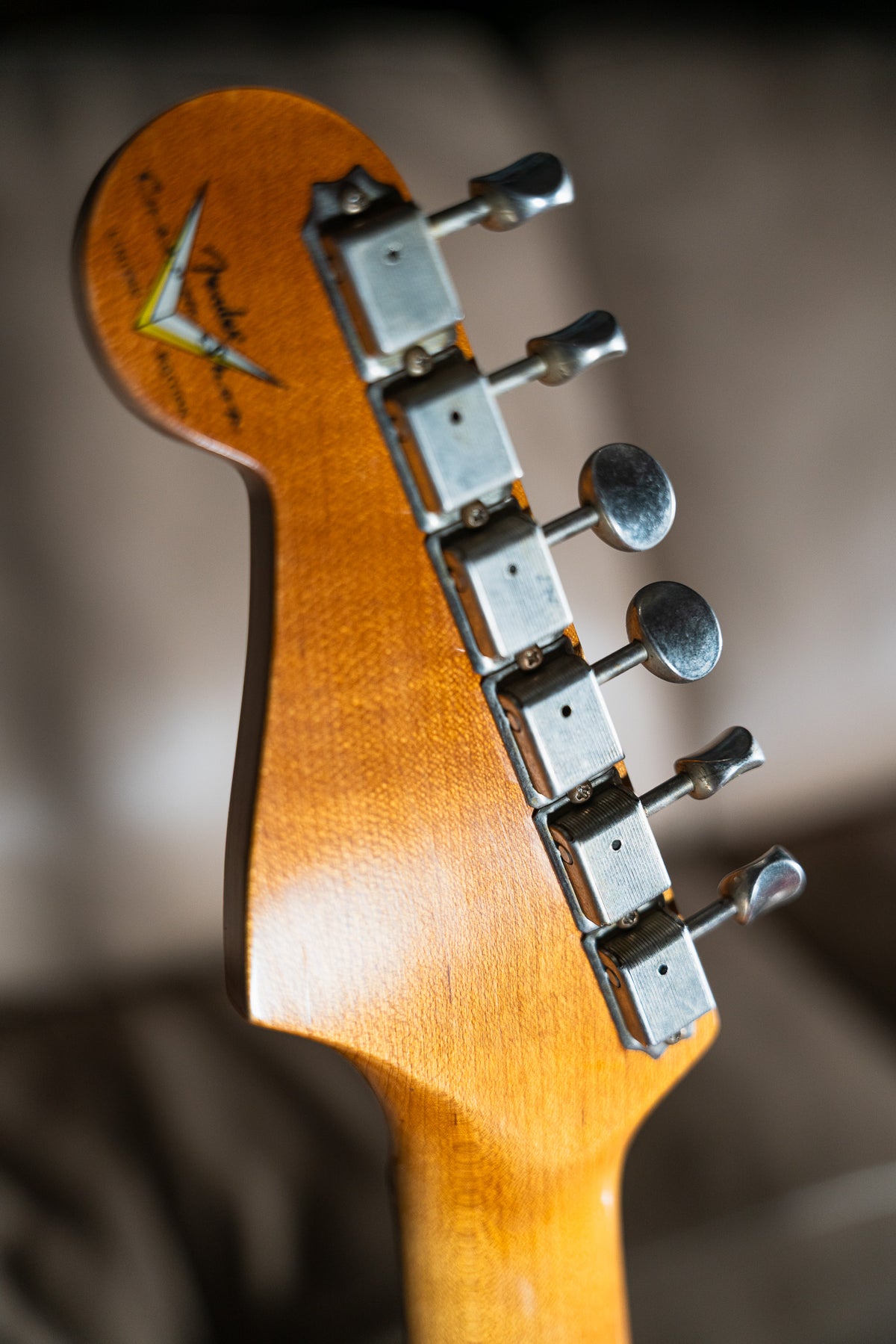 Fender CS Gold Double Bound Strat Aged Pre-Owned