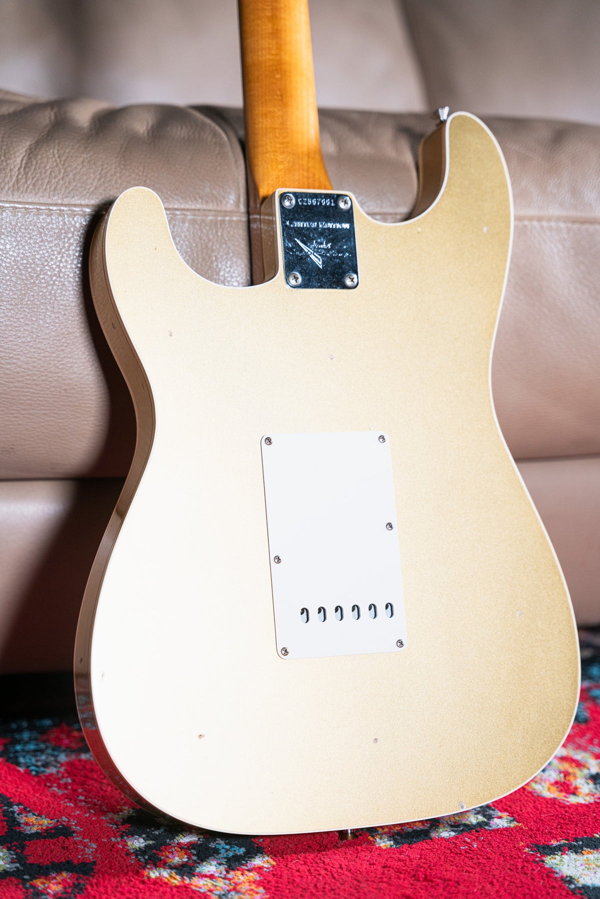 Fender CS Gold Double Bound Strat Aged Pre-Owned