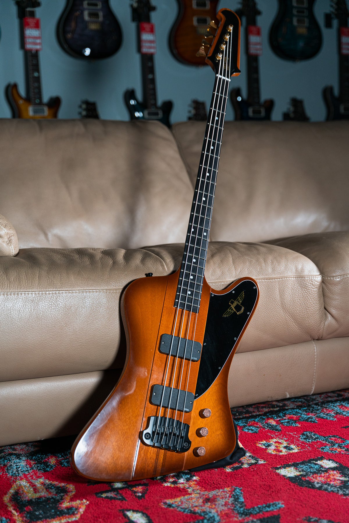 Gibson Thunderbird Bass 2001 Hipshot Bridge and EMG pickups Pre-Owned