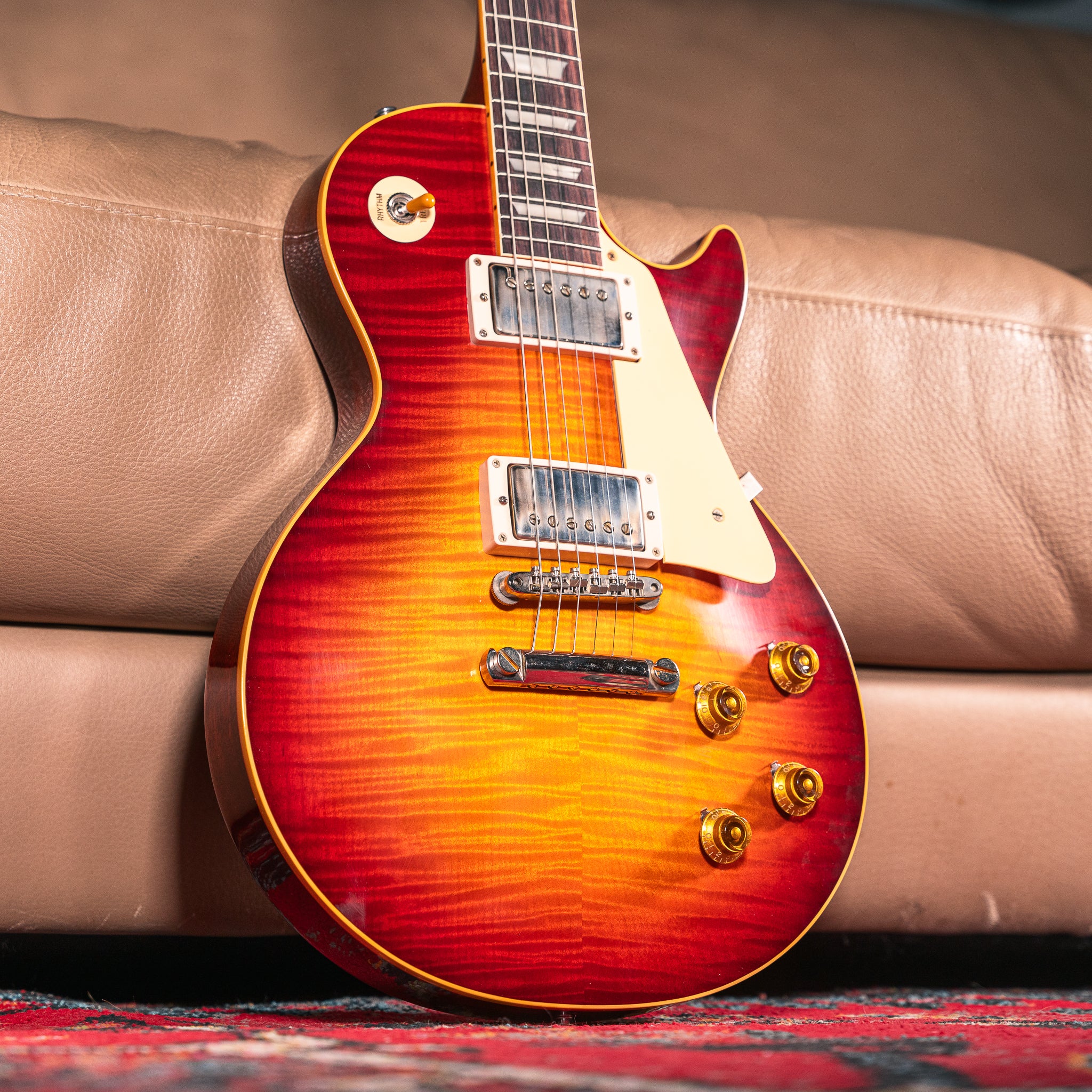 Gibson Beauty of the Burst Page 74 '59 Les Paul Standard VOS
