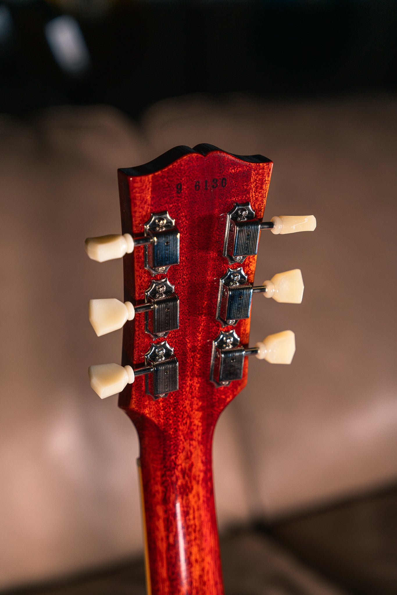 Gibson Beauty of the Burst Page 74 '59 Les Paul Standard VOS