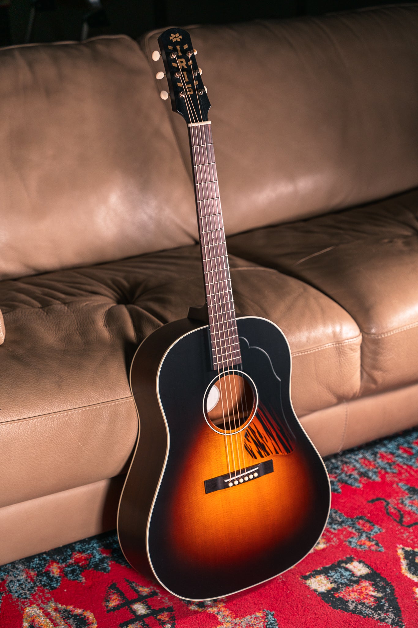 Iris DF in Tobacco Burst