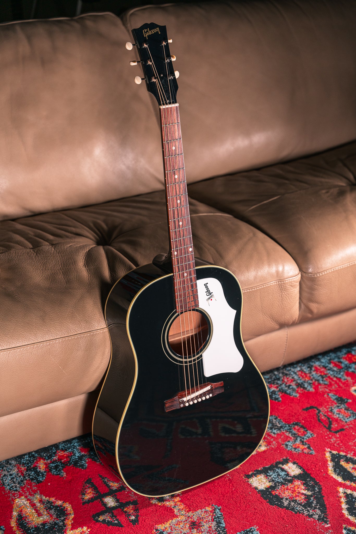 Gibson J-45 '60s Adj Saddle in Ebony