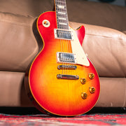 Gibson Custom '58 Les Paul Standard in Washed Cherry Sunburst VOS