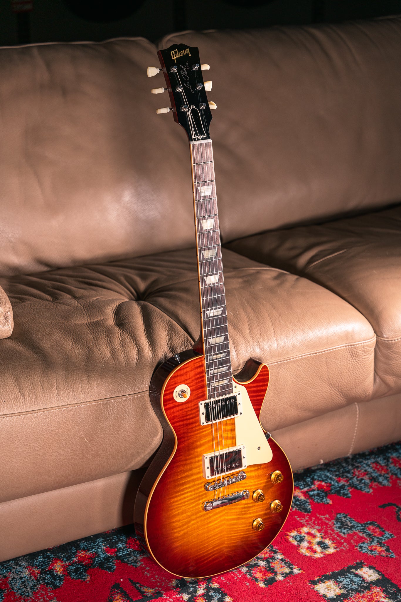 Gibson Custom '59 Les Paul Standard "Beauty of the Burst" Page 102