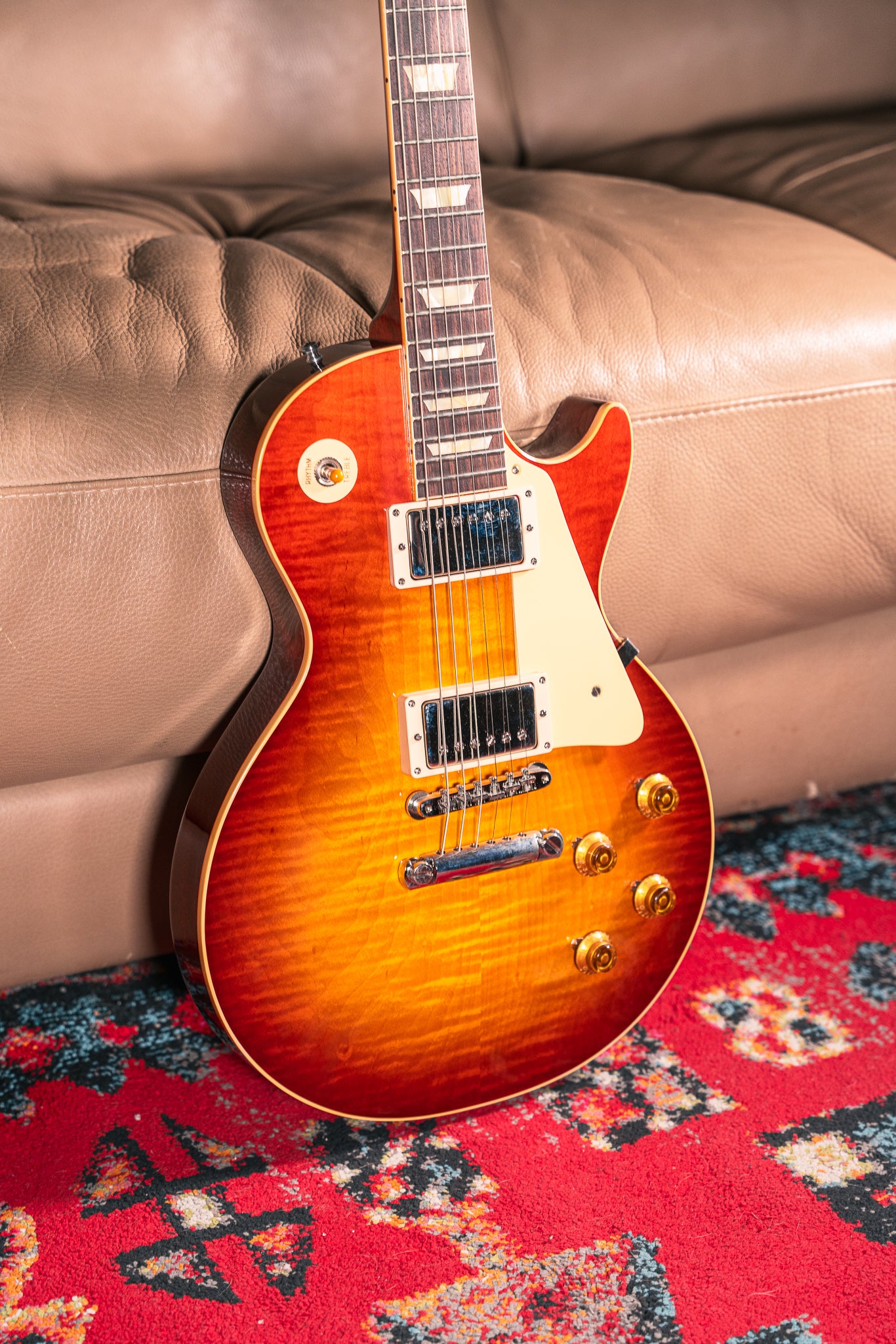 Gibson Custom 1959 Les Paul Standard "Beauty of the Burst" Page 102