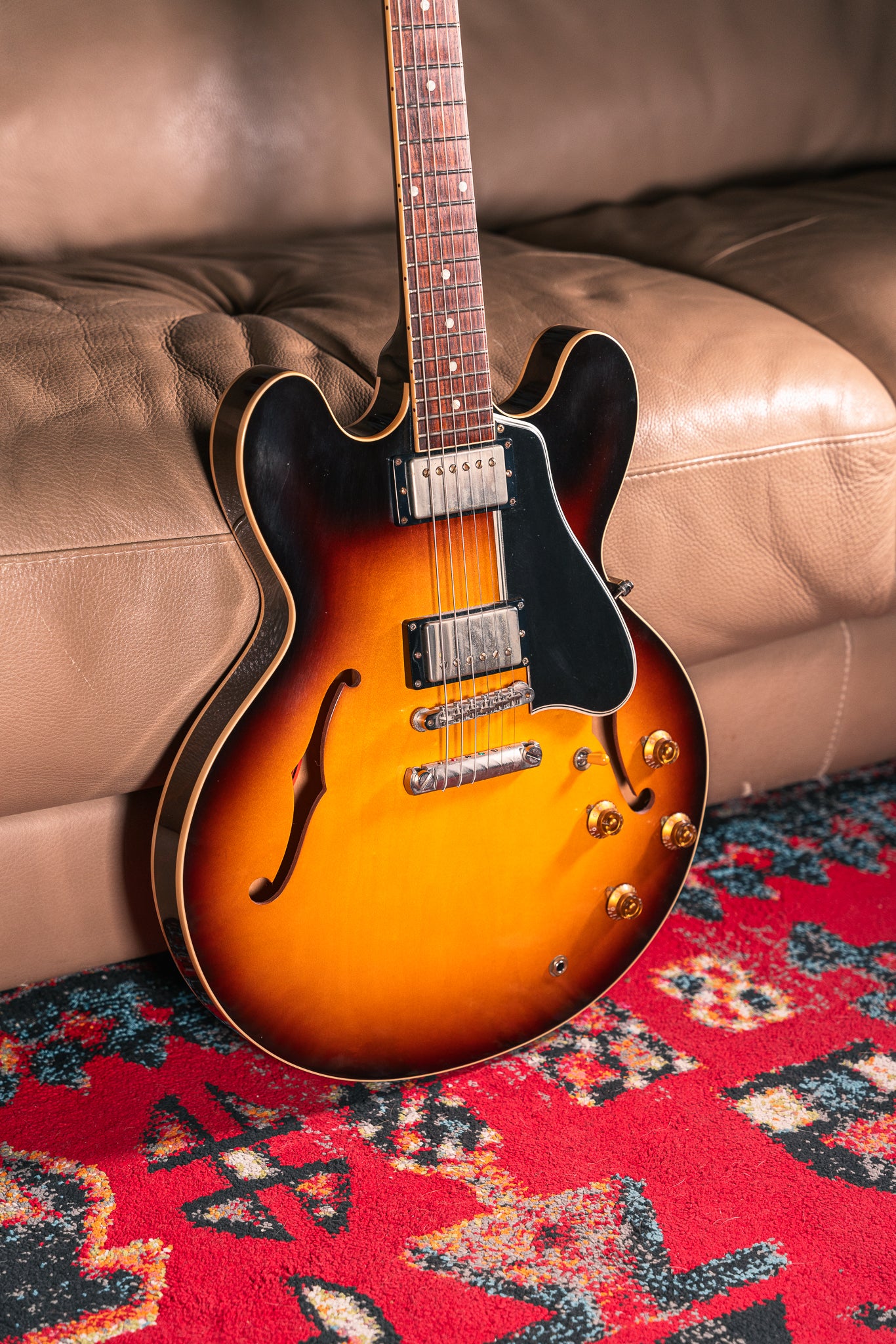 Gibson - 2012 - Memphis Custom Shop ES-335 in Vintage Burst