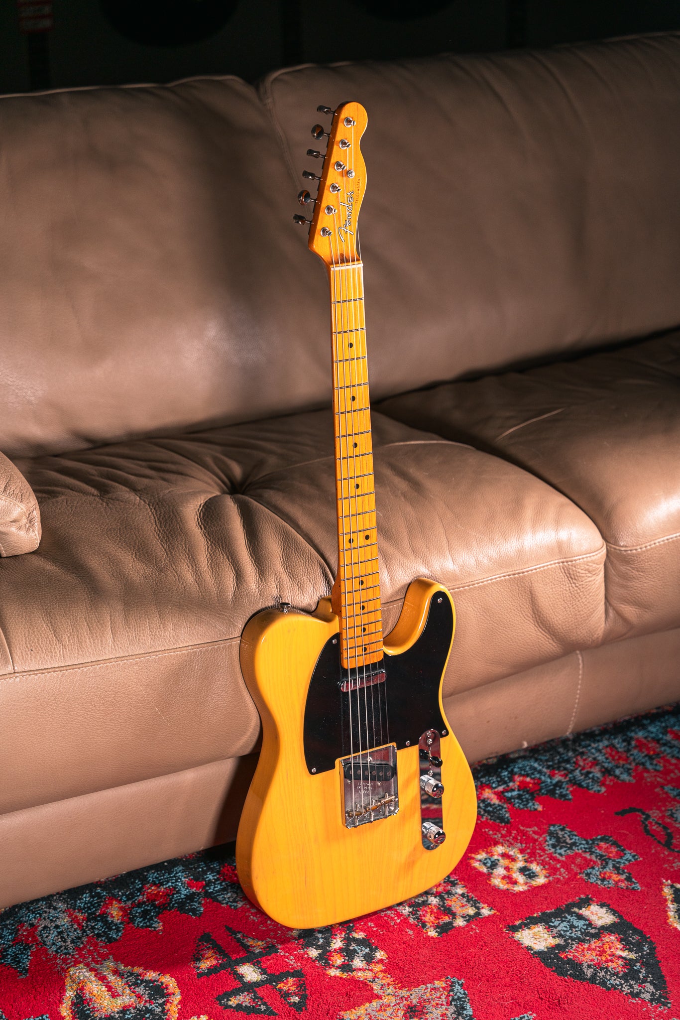 Fender - 1999 - American Vintage '52 Telecaster in Butterscotch Blonde
