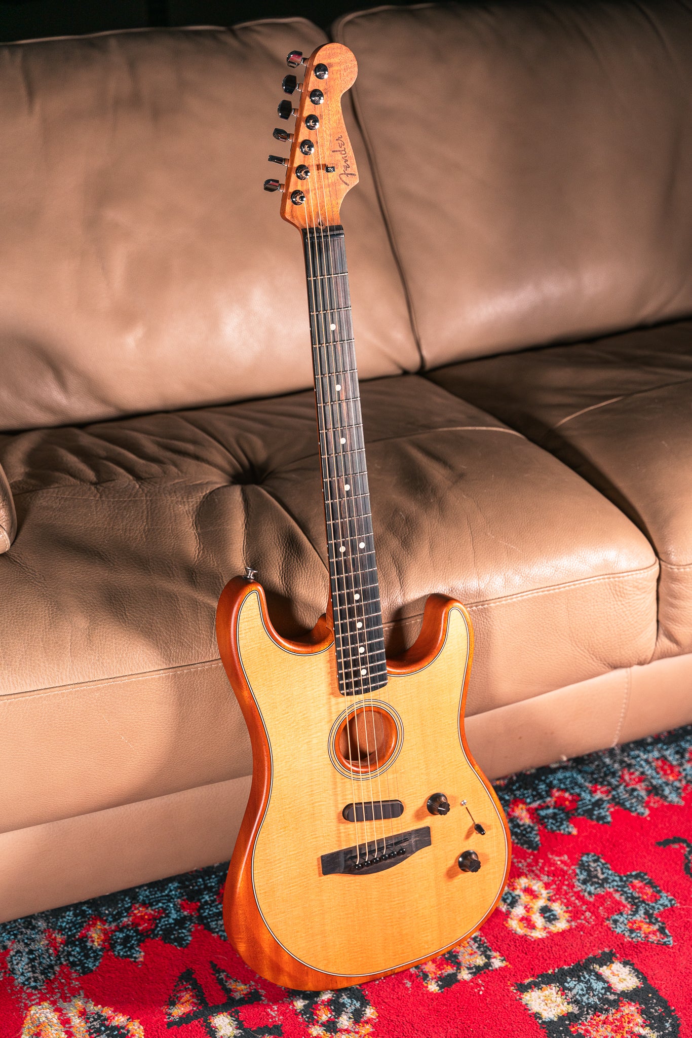 Fender American Acoustasonic Stratocaster, Pre-Owned