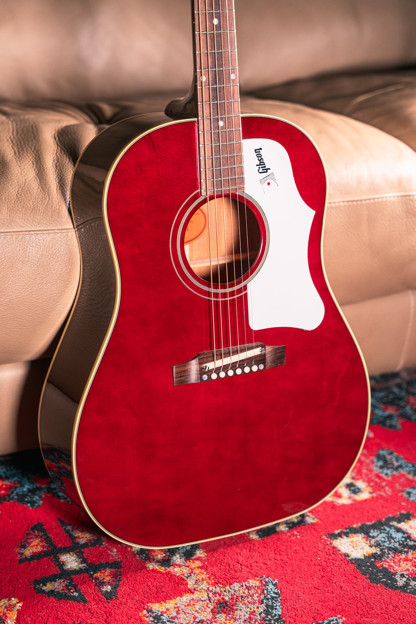 Gibson J-45 '60s Original in Wine Red