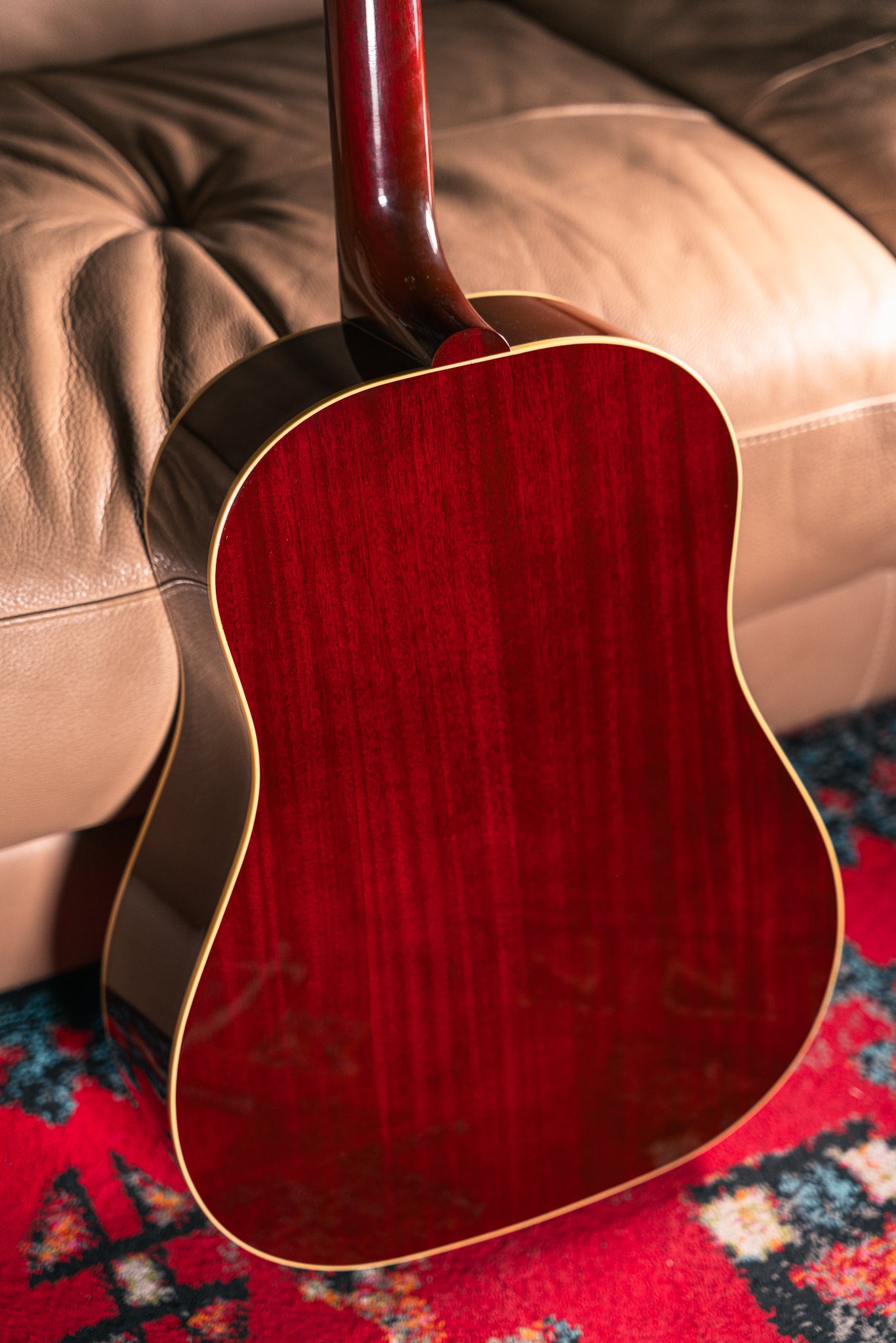 Gibson J-45 '60s Original in Wine Red