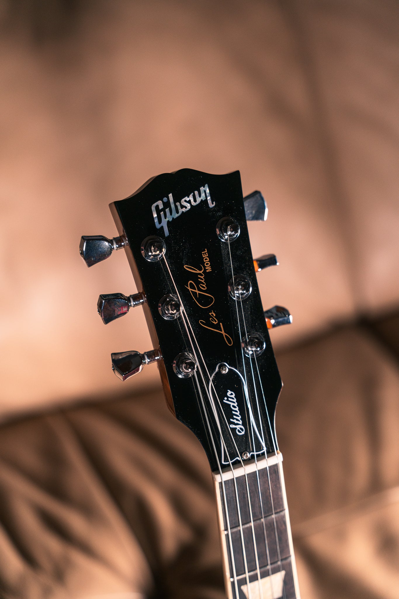 Gibson Les Paul Studio Session in Honeyburst