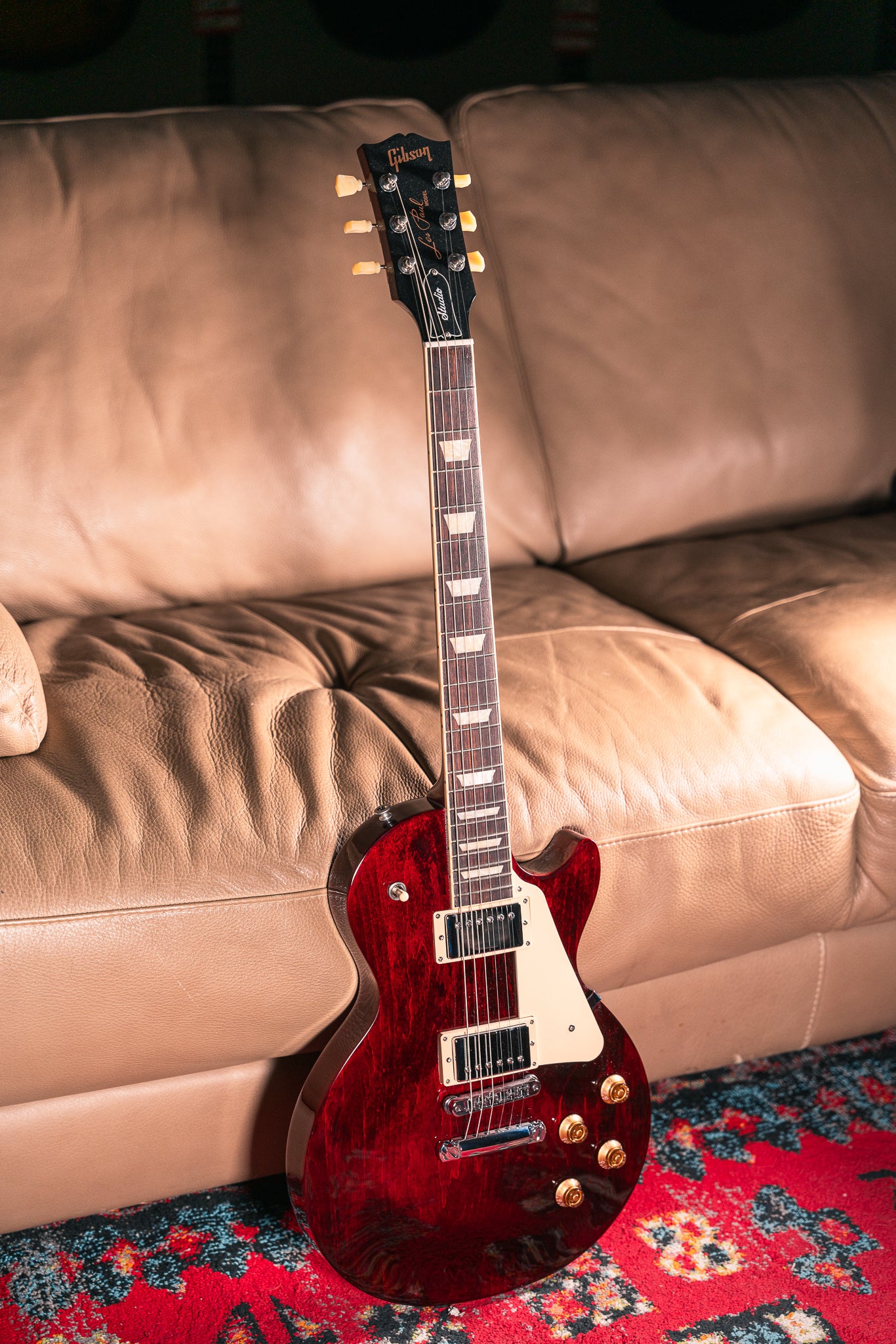 Gibson Les Paul Studio in Wine Red – Lidgett Music
