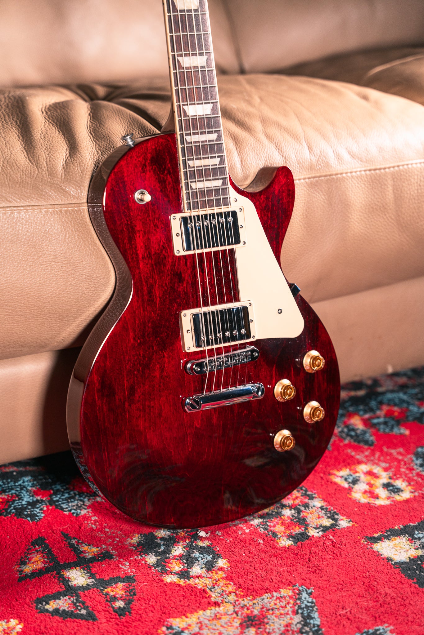 Gibson Les Paul Studio in Wine Red