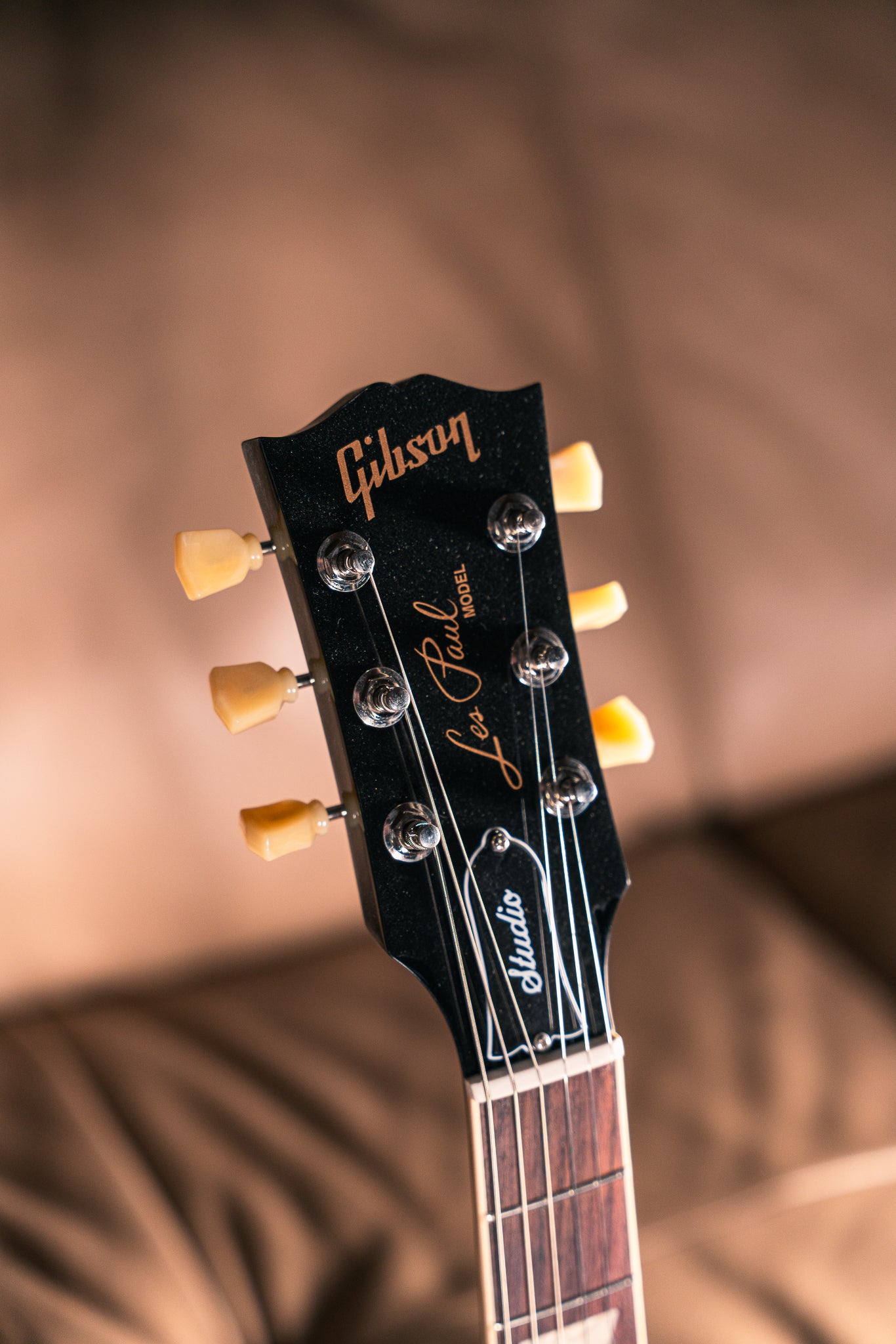 Gibson Les Paul Studio in Ebony