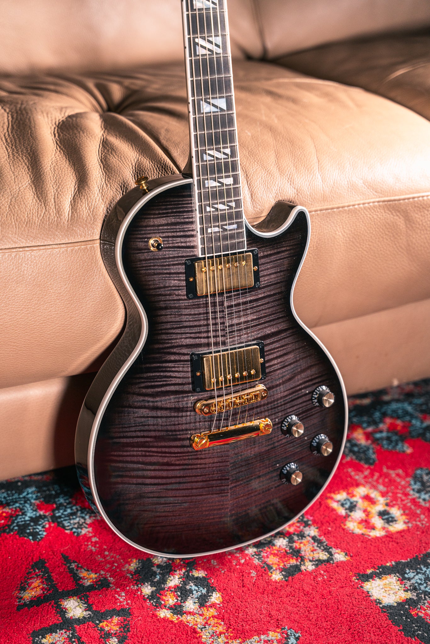 Gibson Les Paul Supreme in Translucent Ebony Burst