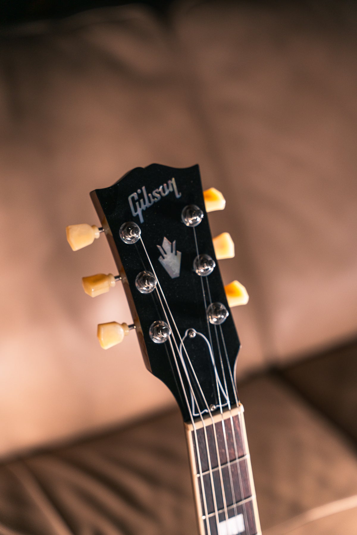 Gibson ES-335 Figured in Antique Natural