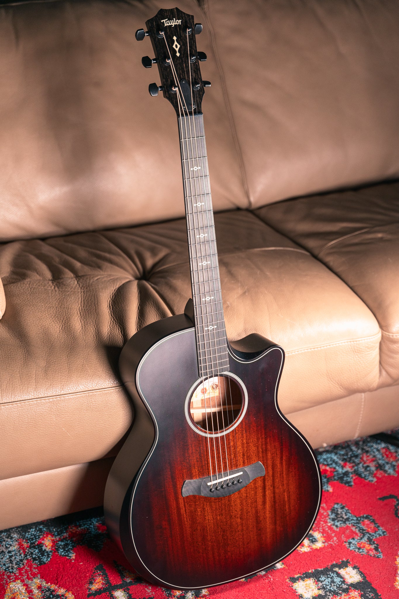 Taylor Next Generation Builder's Edition 324ce