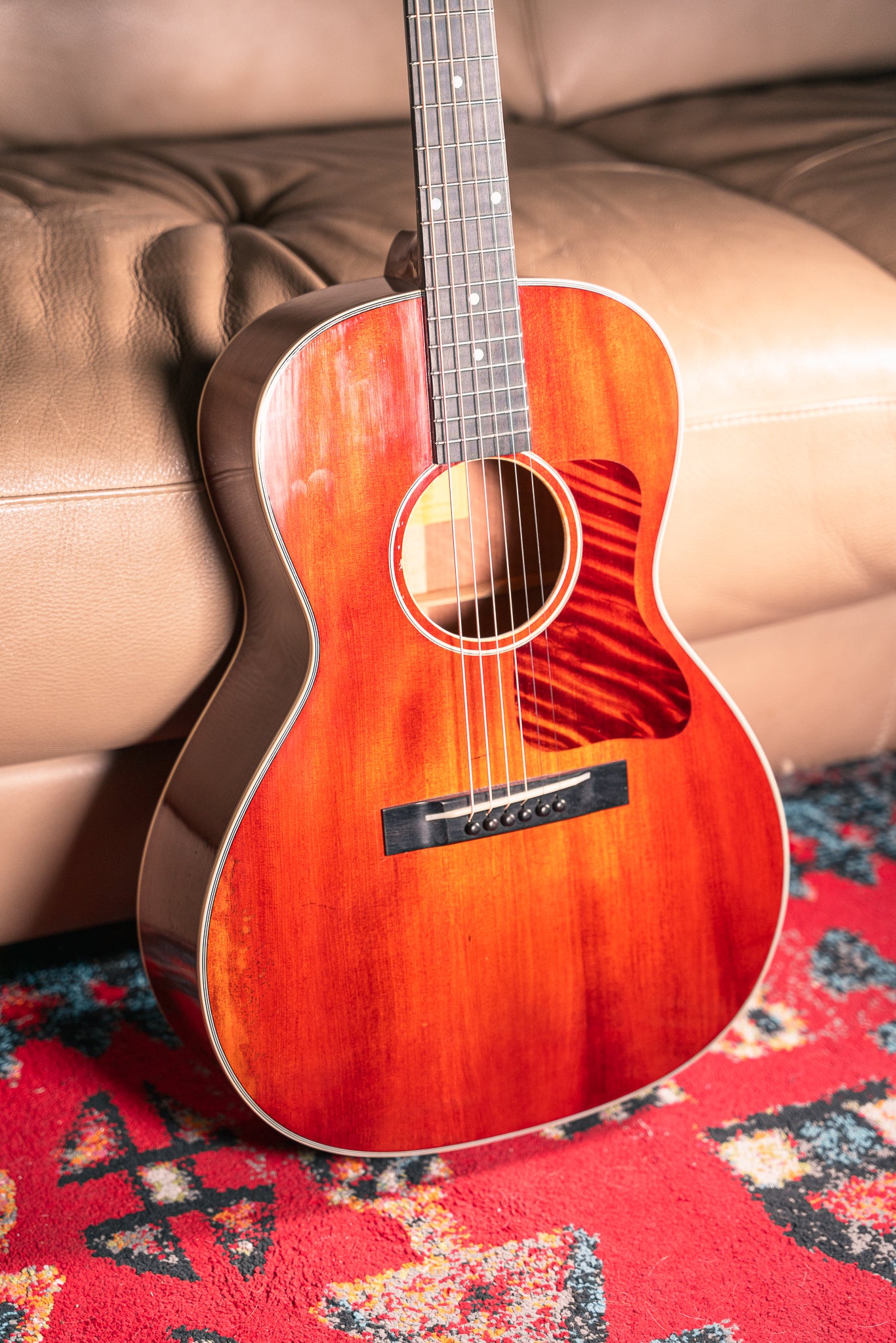 Eastman E10OOSS/V, Pre-Owned