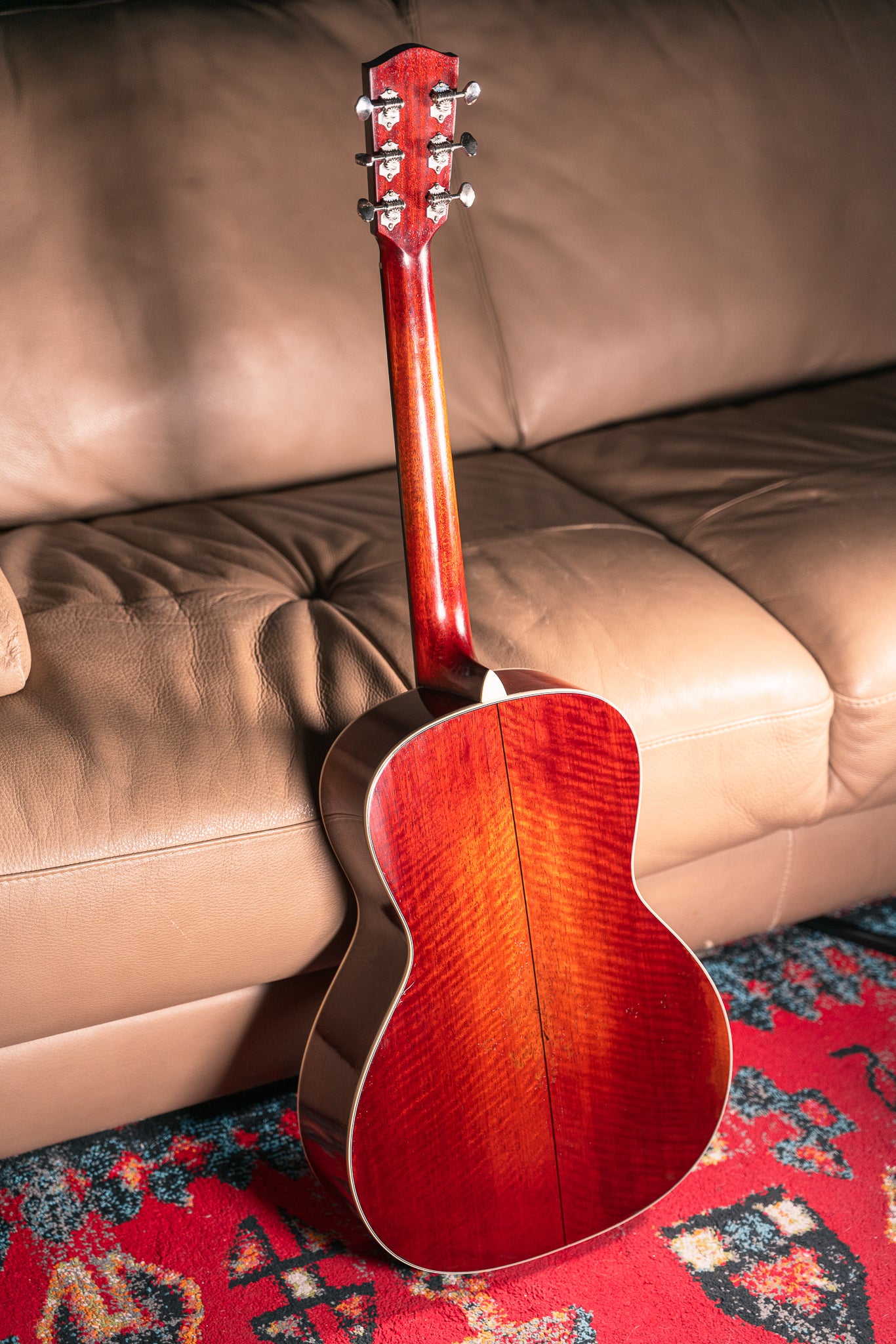 Eastman E10OOSS/V, Pre-Owned