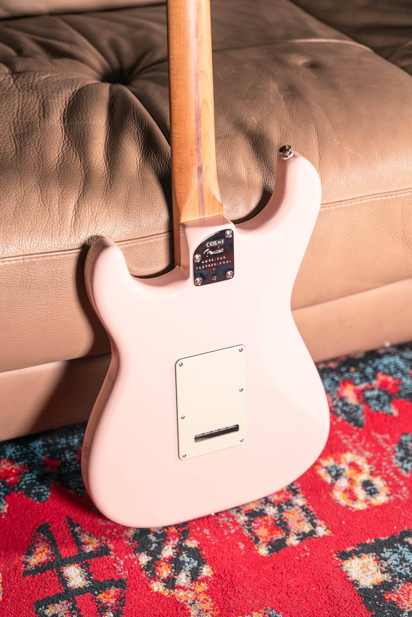 Fender LTD American Professional II Stratocaster in Shell Pink