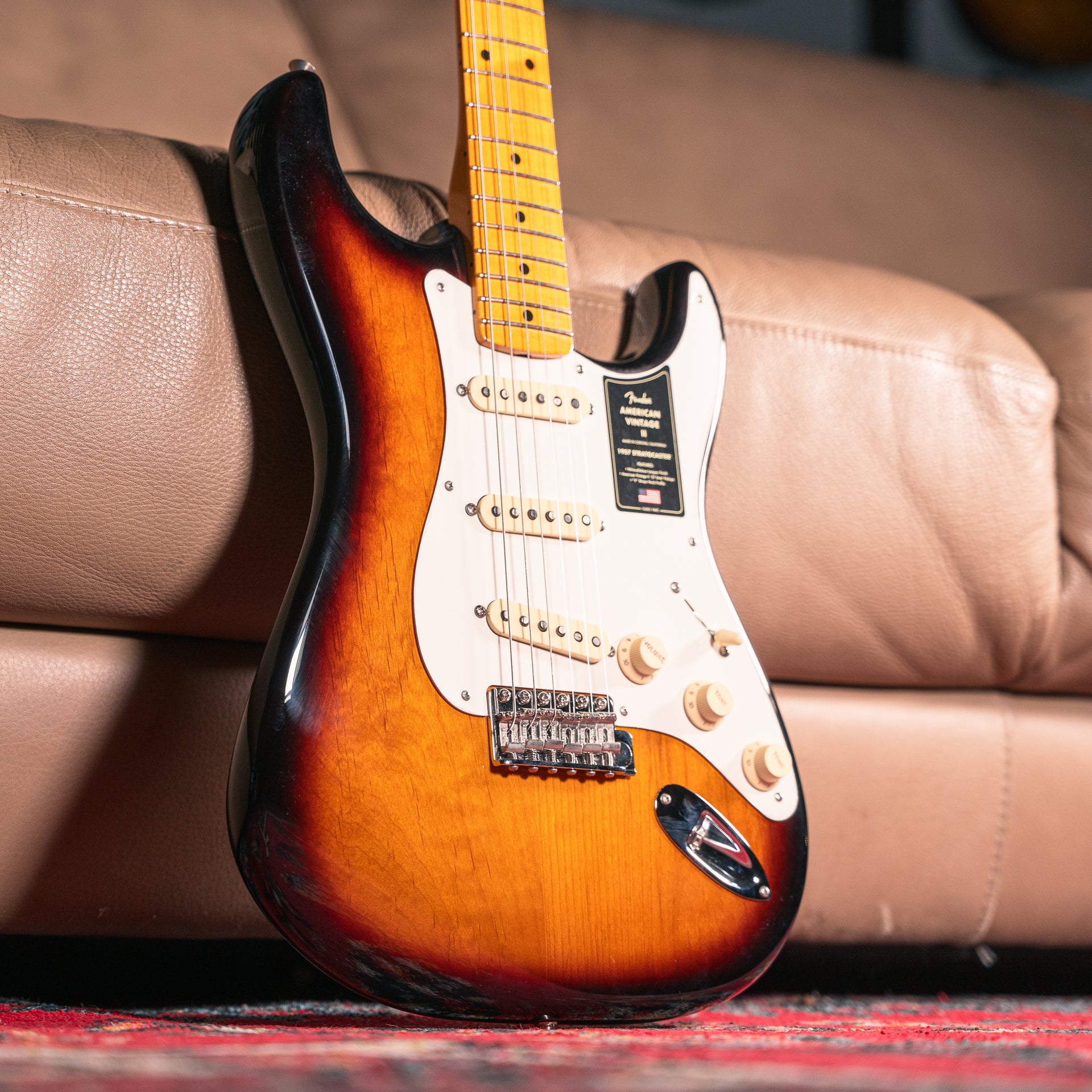 fender strat tobacco sunburst Player Stratocaster Plus Top - with Pau Ferro Fingerboard the power trio of Player Series single Fender American Vintage II 1957