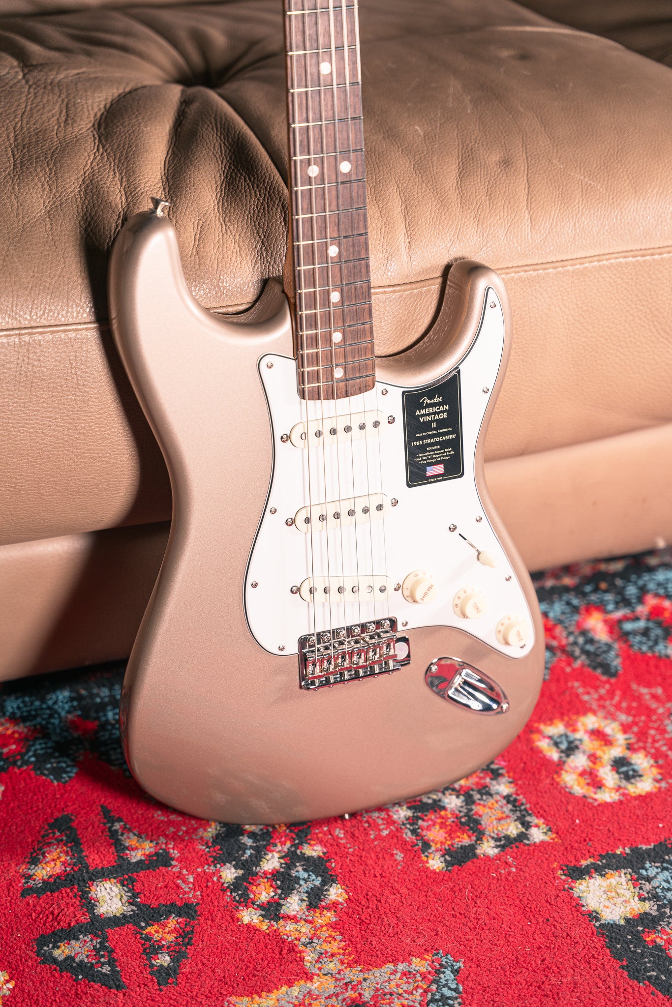 Fender American Vintage II '65 Stratocaster in Shoreline Gold