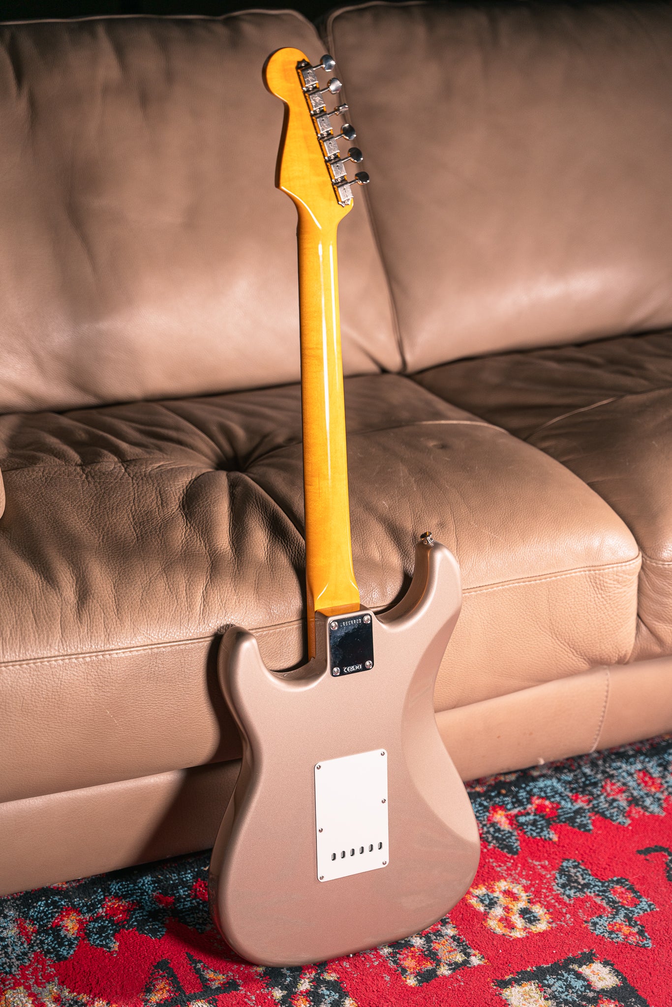 Fender American Vintage II '65 Stratocaster in Shoreline Gold