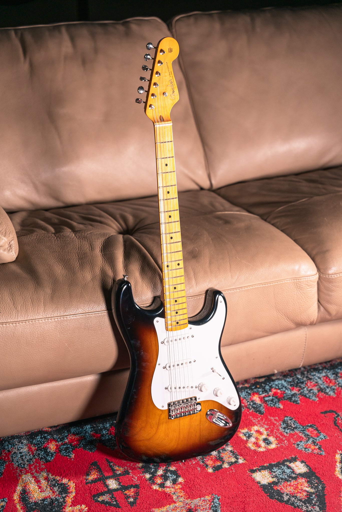Fender 70th Anniversary American Vintage II 1954 Stratocaster in 2-Color Sunburst