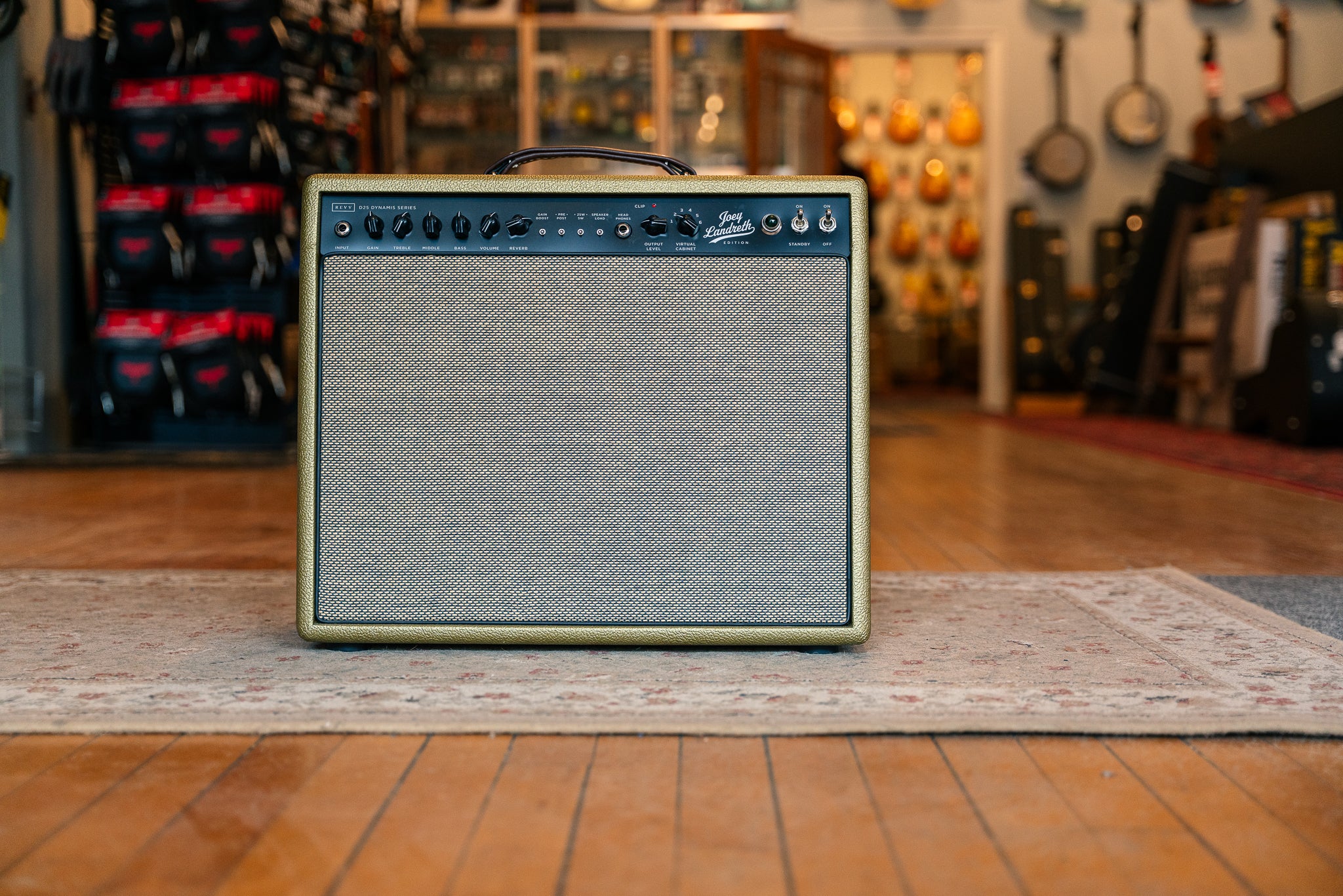 Revv D-25 - Joey Landreth Signature in Gold
