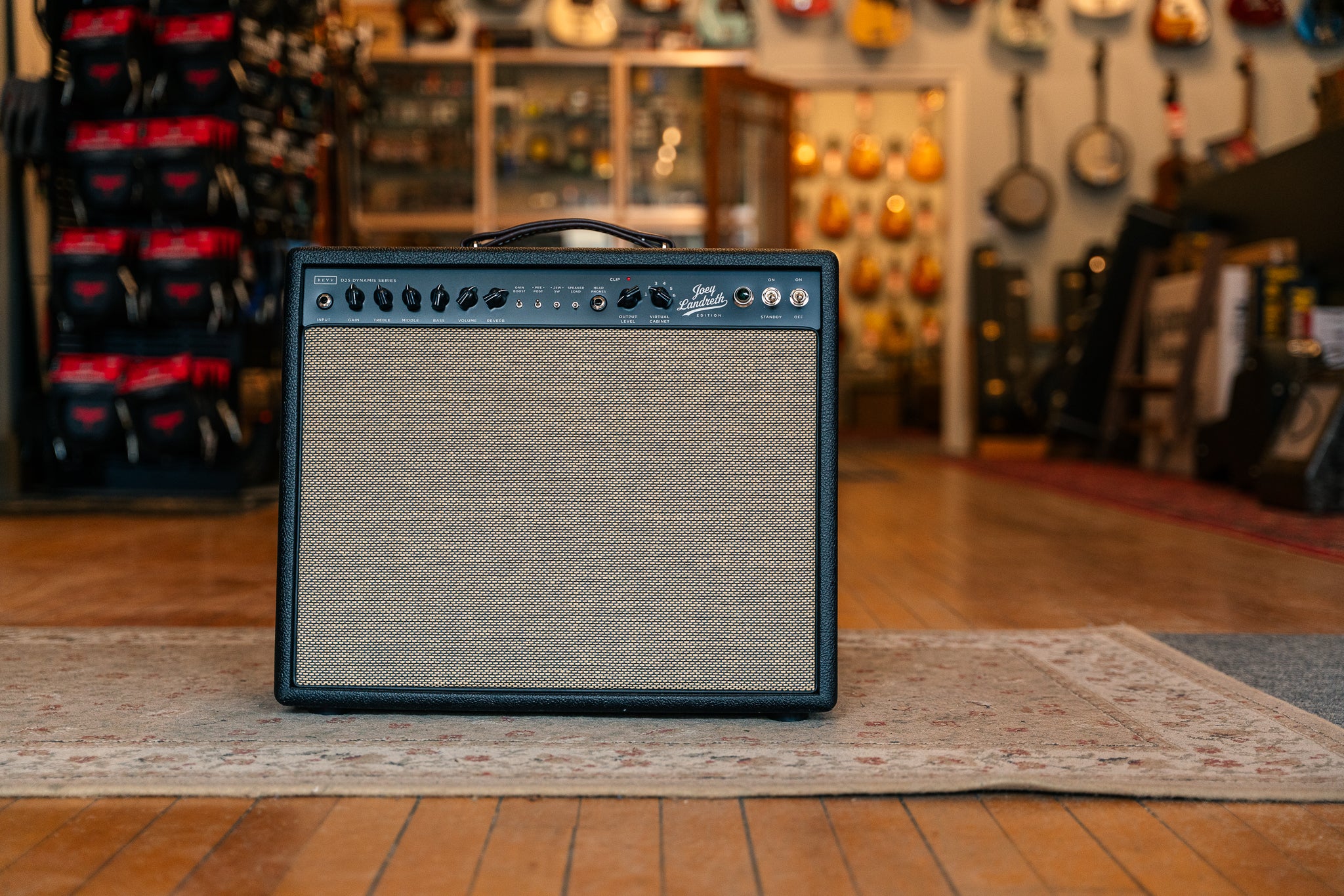 Revv D-25 - Joey Landreth Signature in Black