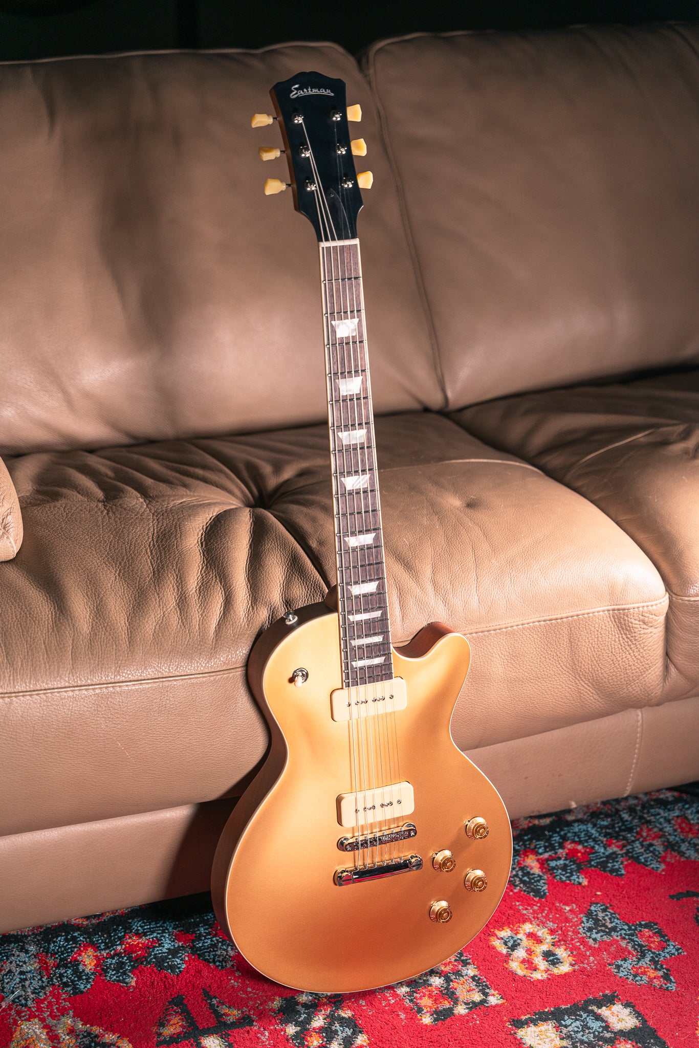 Eastman LTD SB56 Vintage in Satin Gold