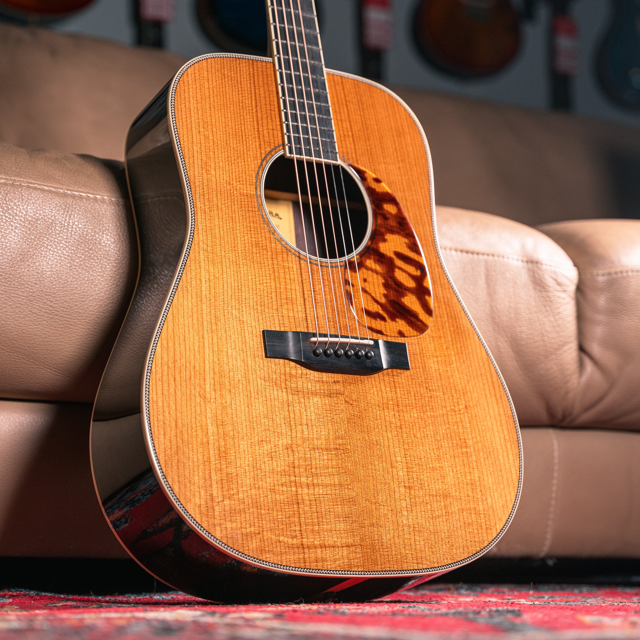 Eastman E20D Thermo-Cure Large Soundhole