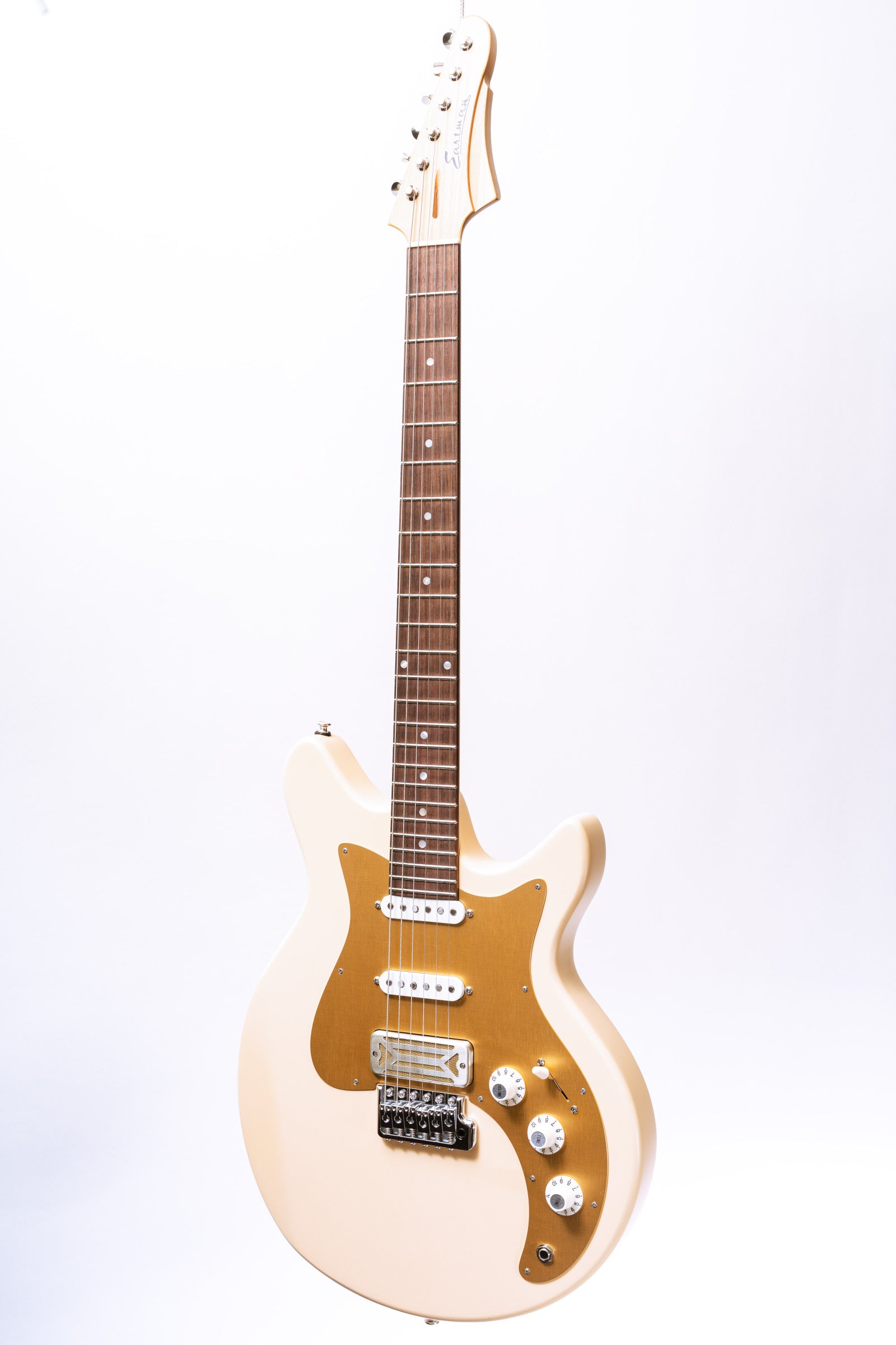 Eastman Fullertone DC '62 in Desert Sand – Lidgett Music